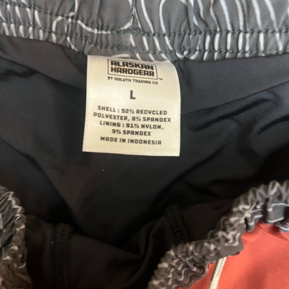 Duluth Trading Co Red Swim Trunks - Picture 2 of 2